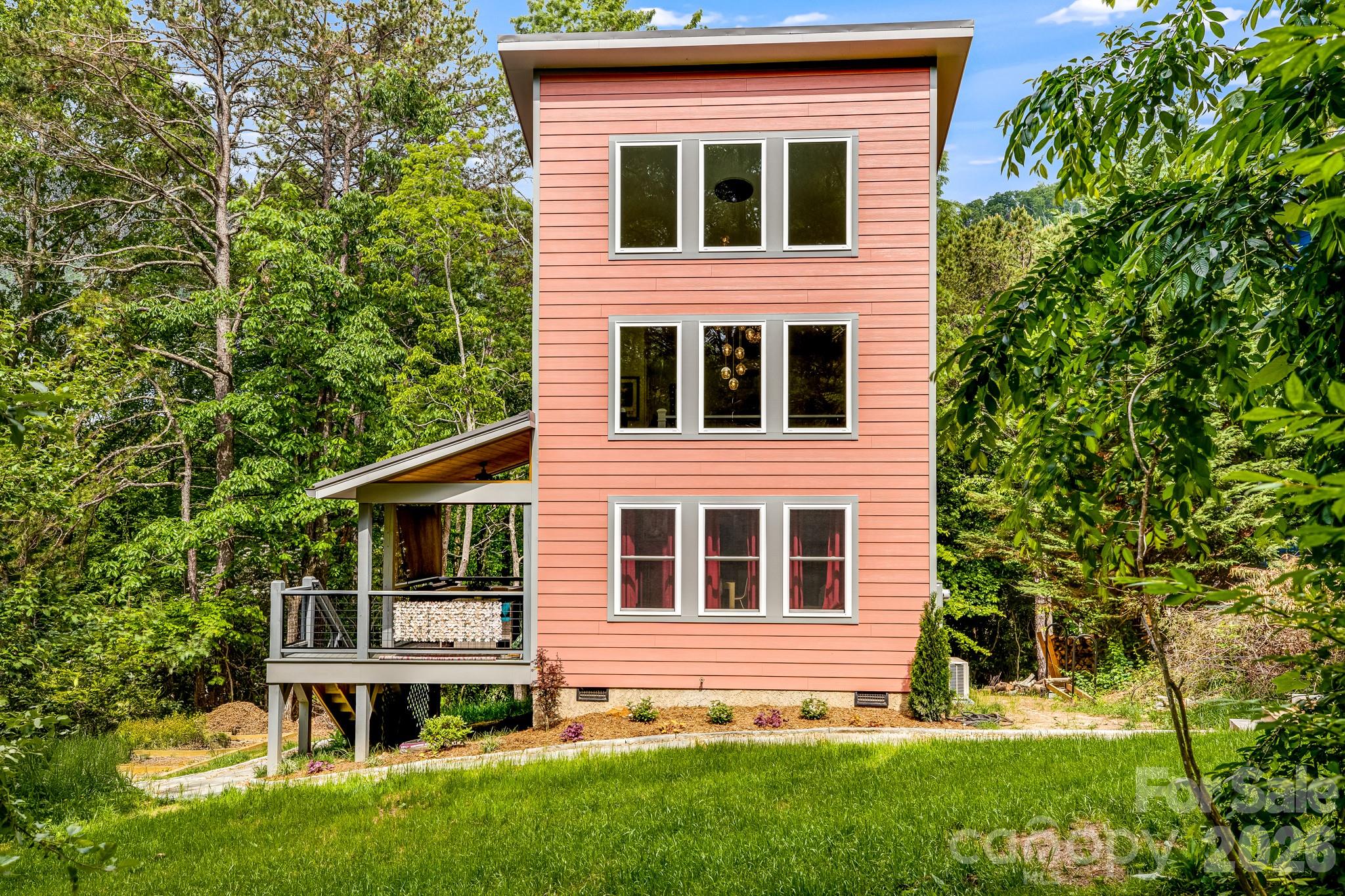 14 Locust Street Black Mountain NC 28711