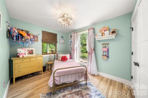 14 Locust Street Black Mountain NC 28711