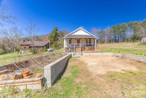 98 Poplar Springs Road Hiddenite NC 28636