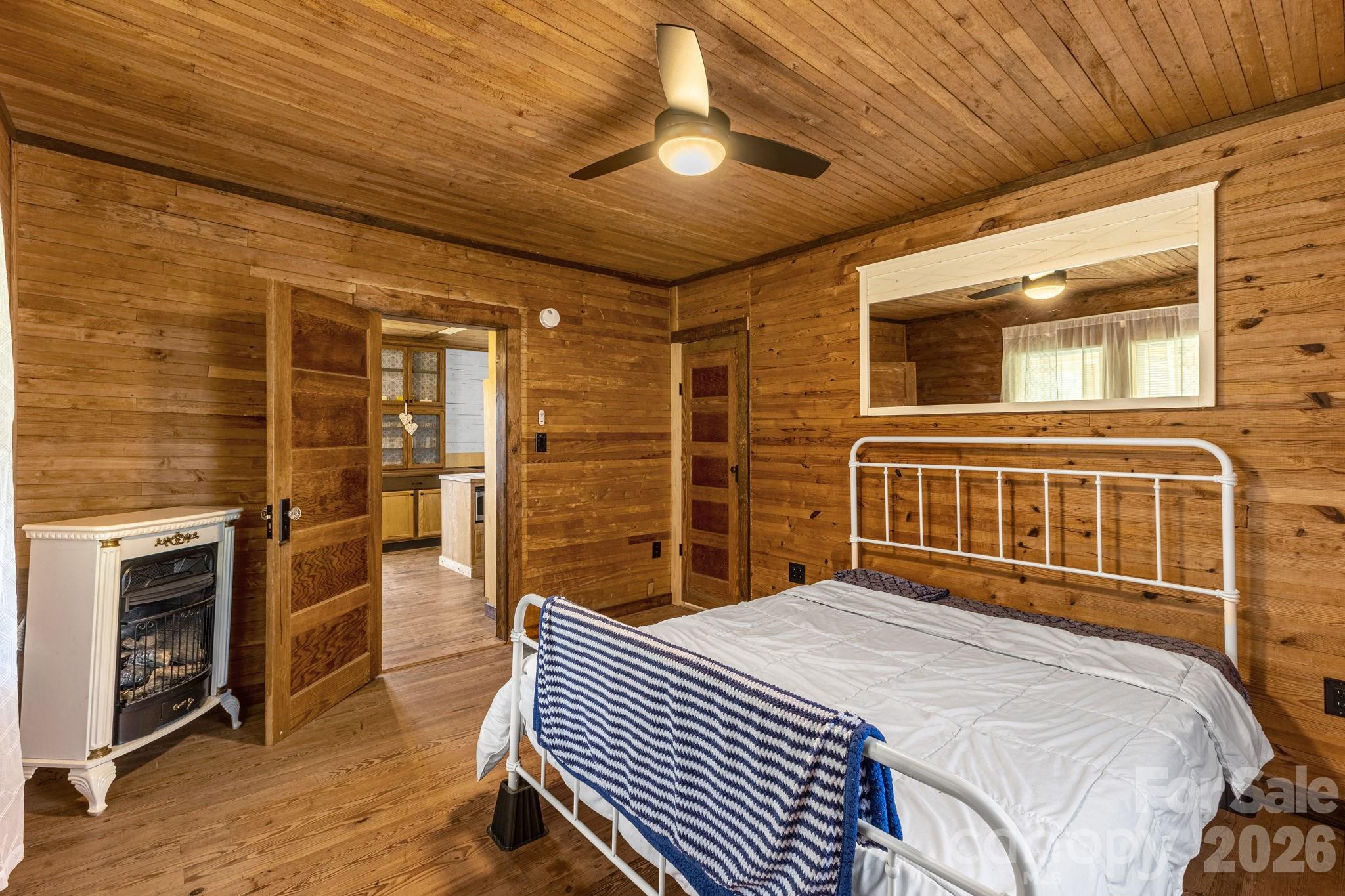 98 Poplar Springs Road Hiddenite NC 28636