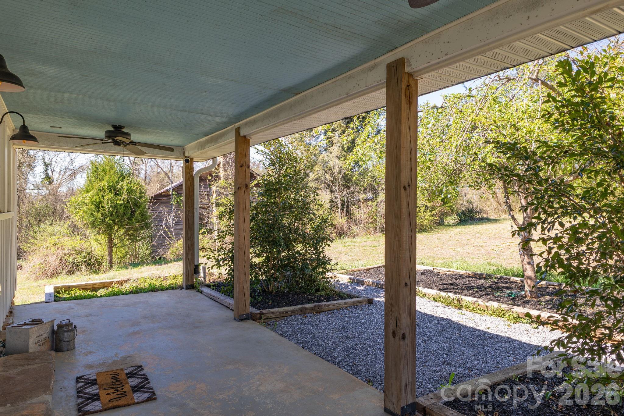 98 Poplar Springs Road Hiddenite NC 28636