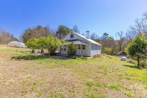 98 Poplar Springs Road Hiddenite NC 28636