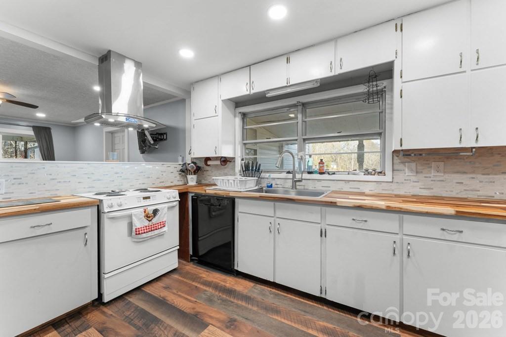 337 Town Mountain Road Hayesville NC 28904