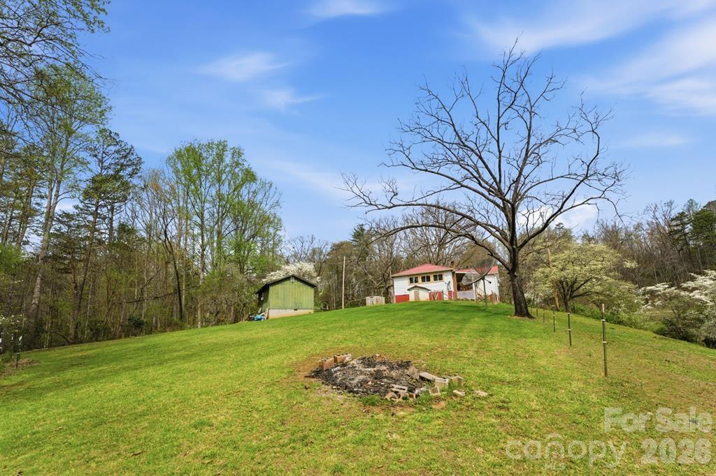337 Town Mountain Road Hayesville NC 28904