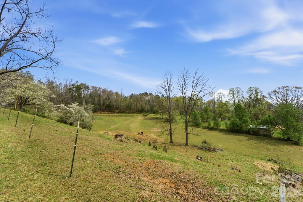 337 Town Mountain Road Hayesville NC 28904