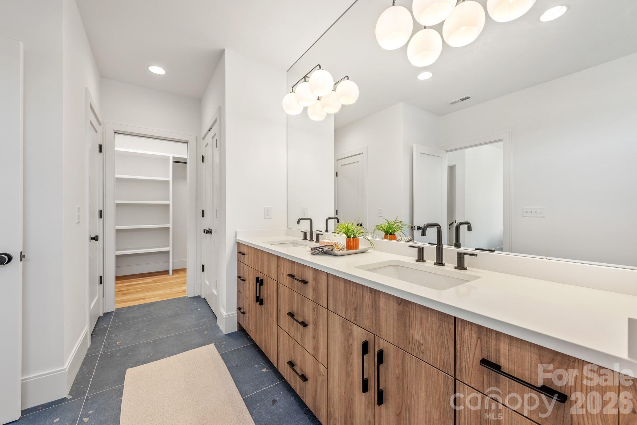 2026 Washington Avenue Charlotte NC 28216