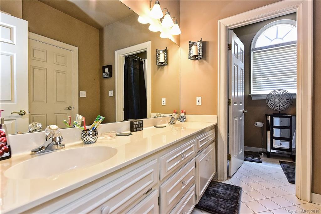 7721 Seton House Lane Charlotte NC 28277