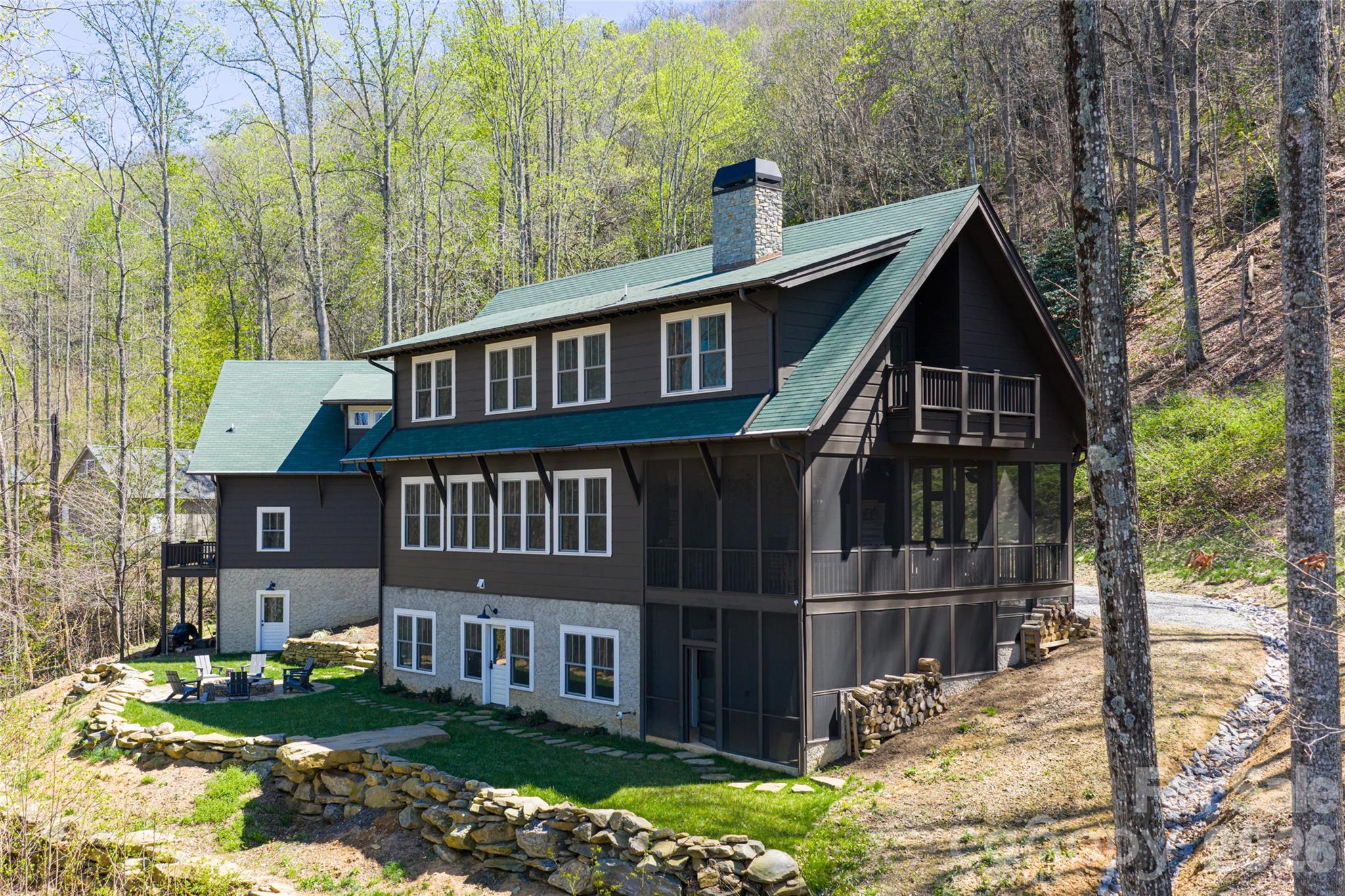 51 Summit Road Swannanoa NC 28778