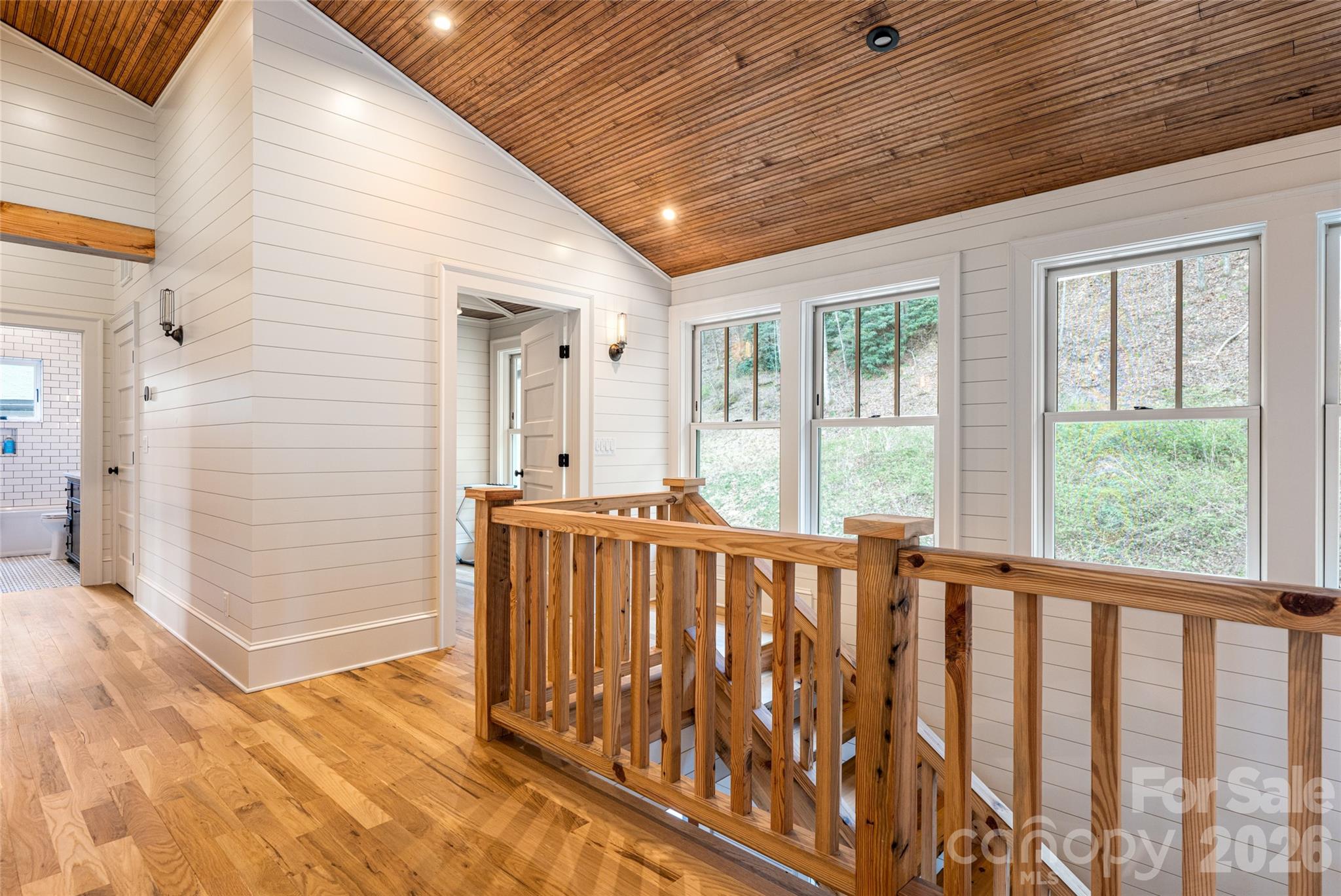 51 Summit Road Swannanoa NC 28778