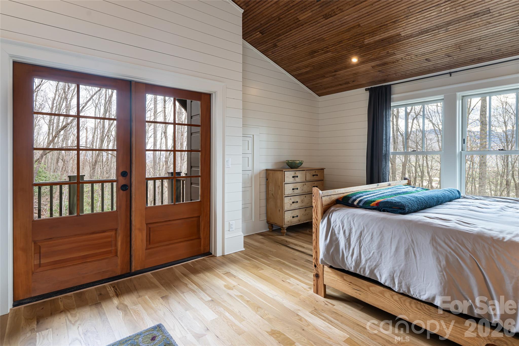 51 Summit Road Swannanoa NC 28778