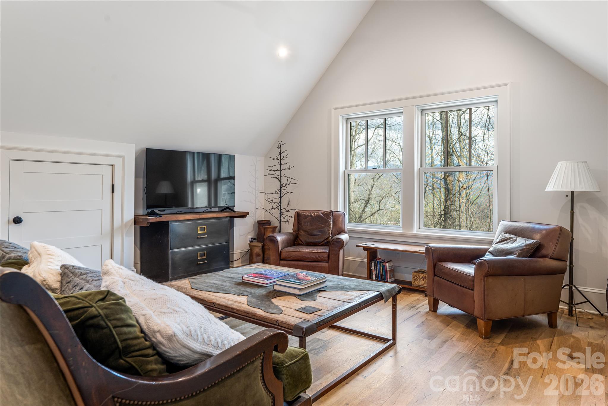 51 Summit Road Swannanoa NC 28778