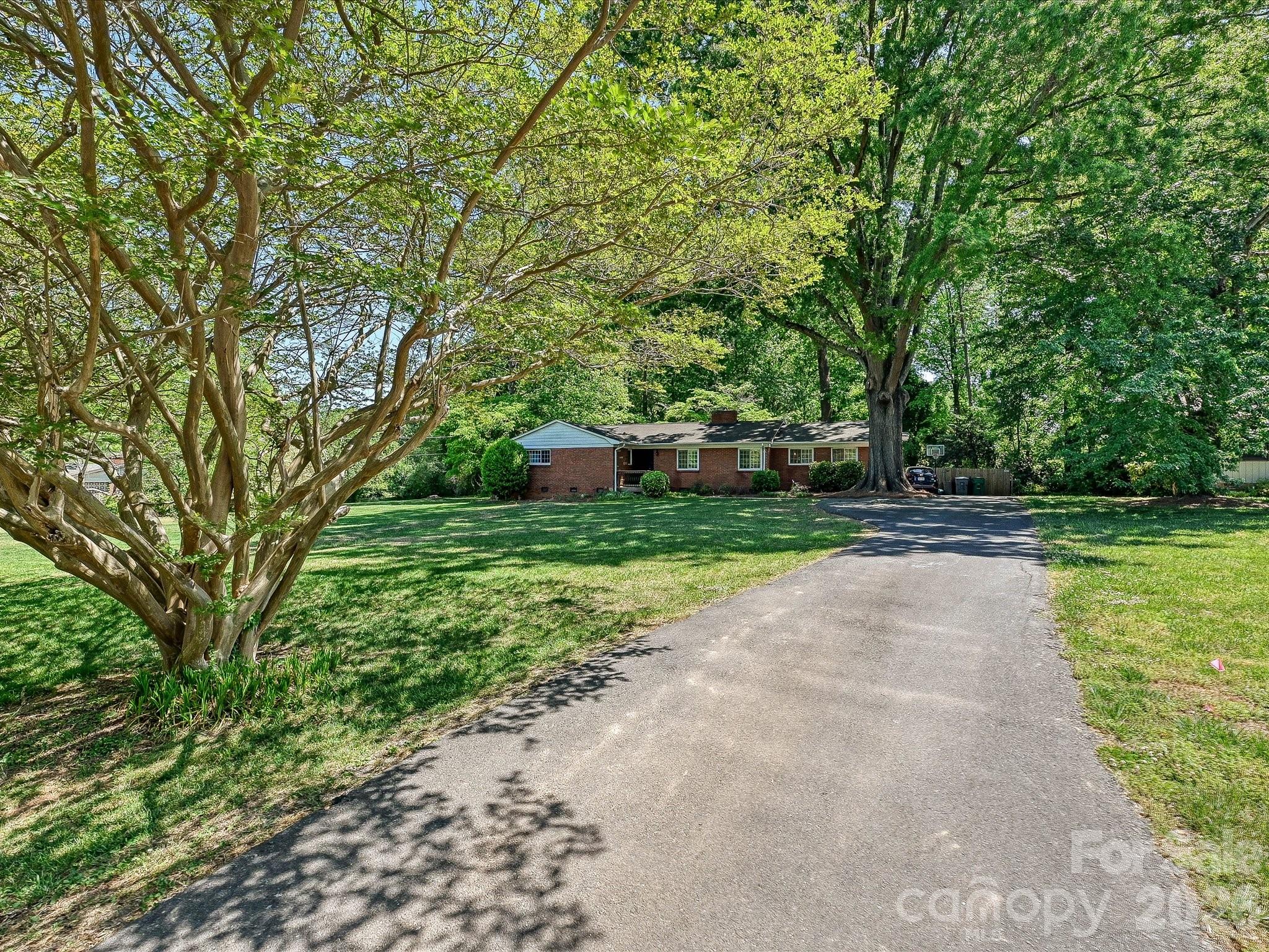 6604 Williams Road Charlotte NC 28215