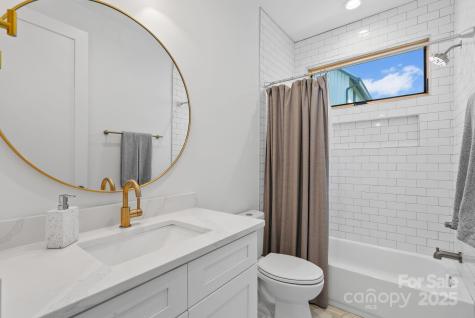 20 Malvern Walk Asheville NC 28806