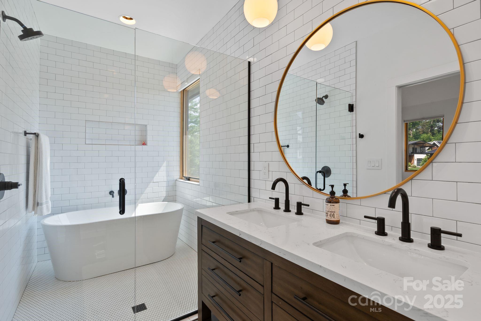 20 Malvern Walk Asheville NC 28806