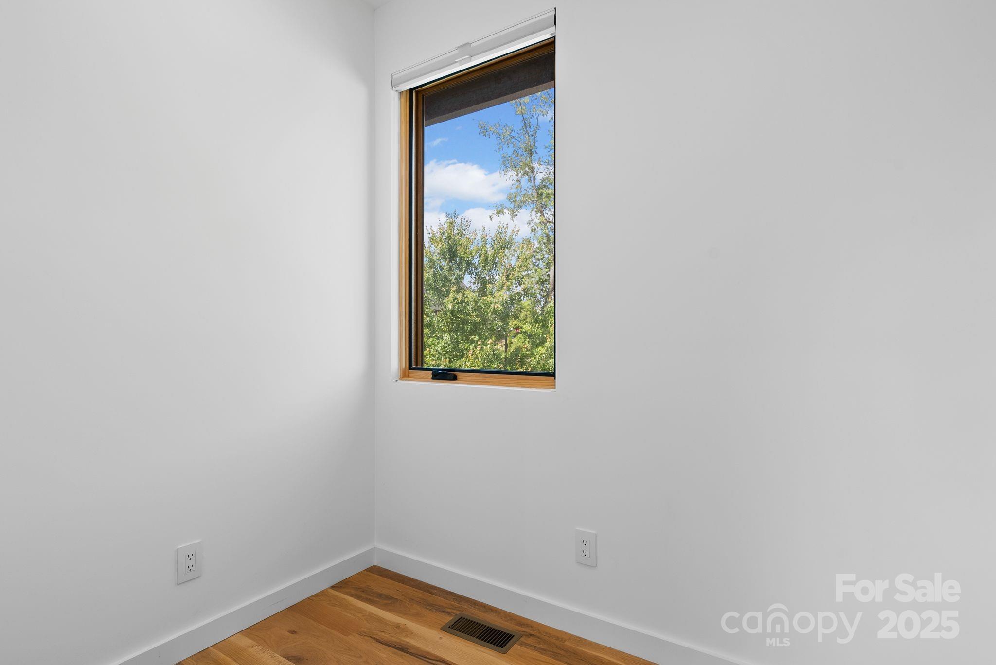 20 Malvern Walk Asheville NC 28806