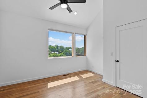 20 Malvern Walk Asheville NC 28806