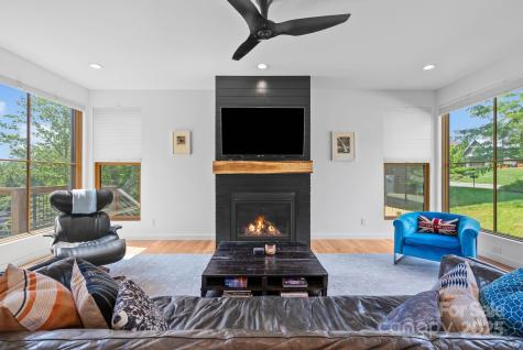 20 Malvern Walk Asheville NC 28806