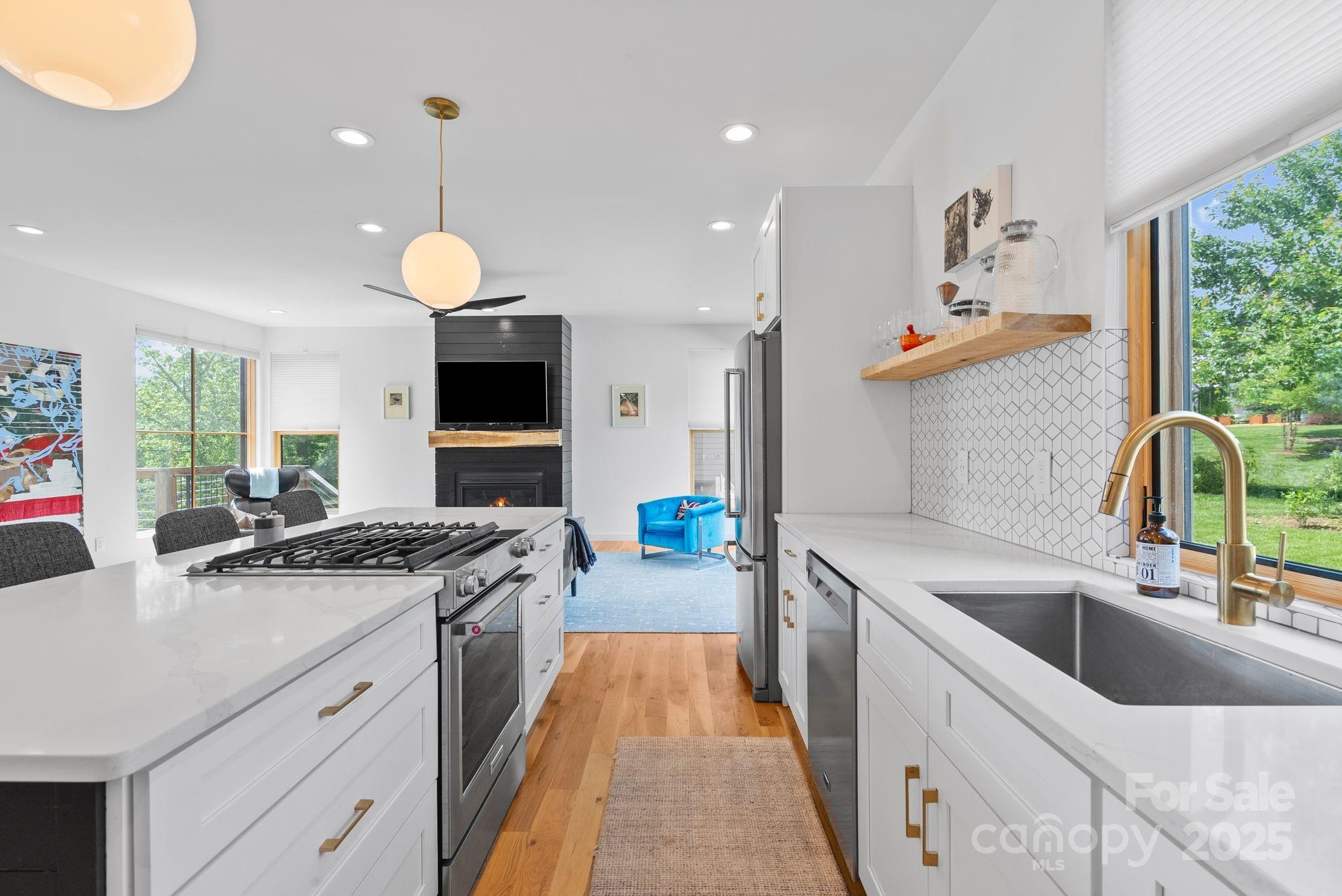 20 Malvern Walk Asheville NC 28806