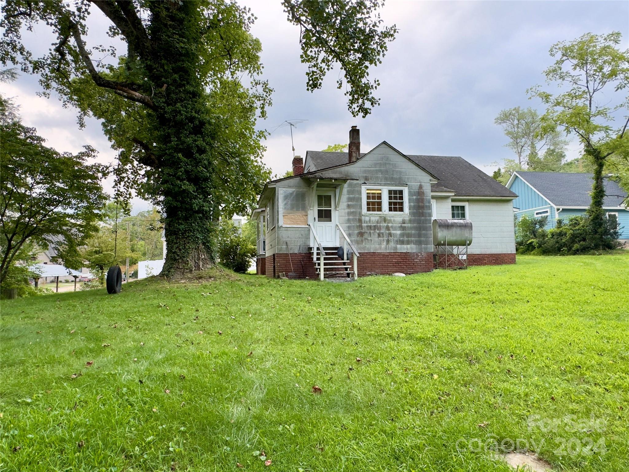 12 Mountain View Avenue Black Mountain NC 28711