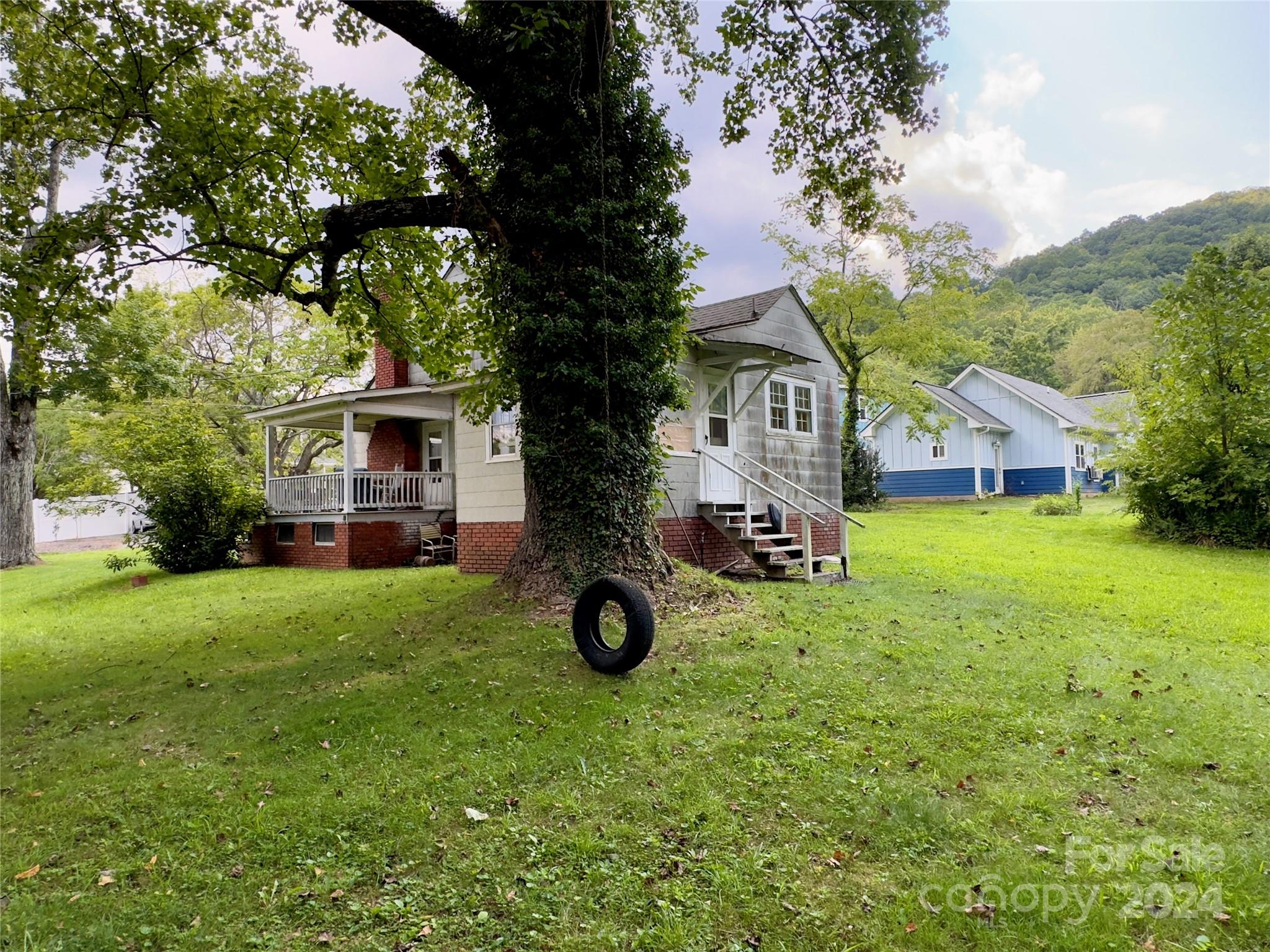 12 Mountain View Avenue Black Mountain NC 28711