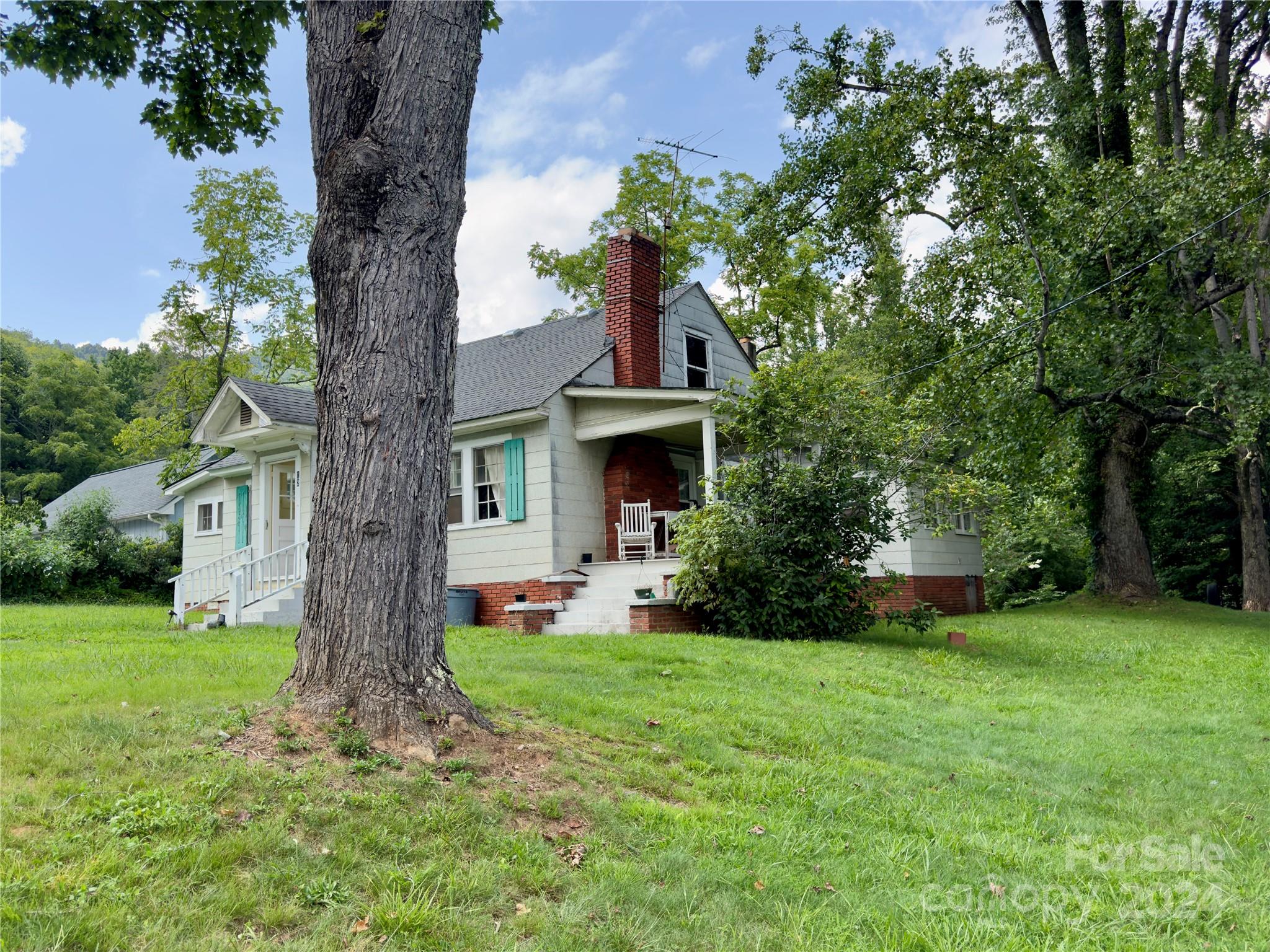 12 Mountain View Avenue Black Mountain NC 28711