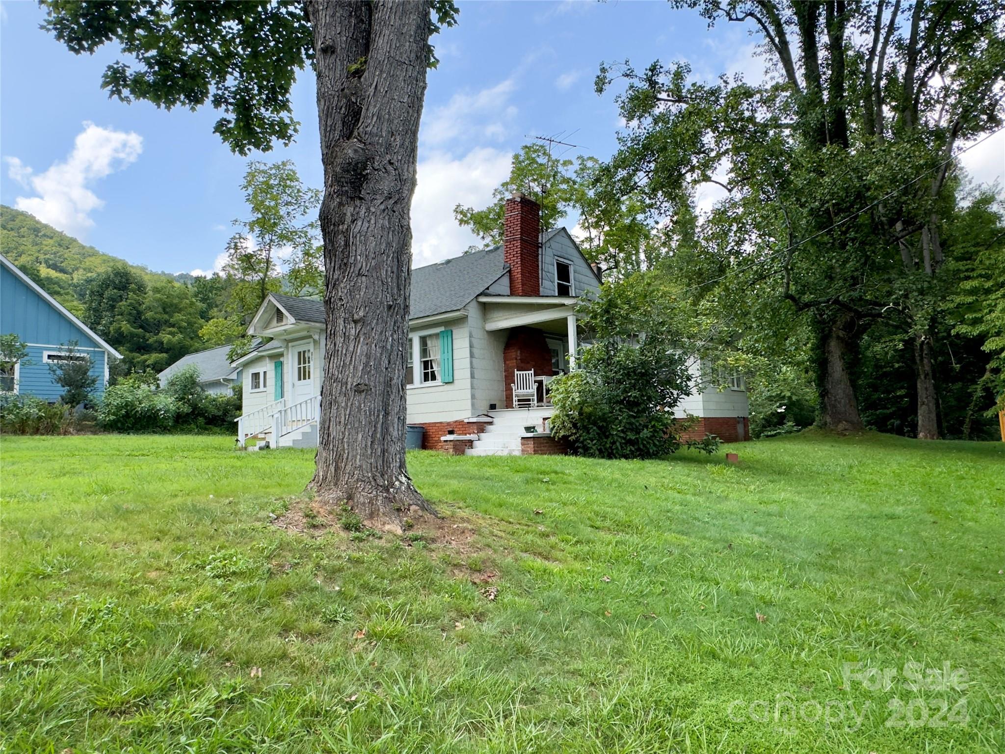 12 Mountain View Avenue Black Mountain NC 28711