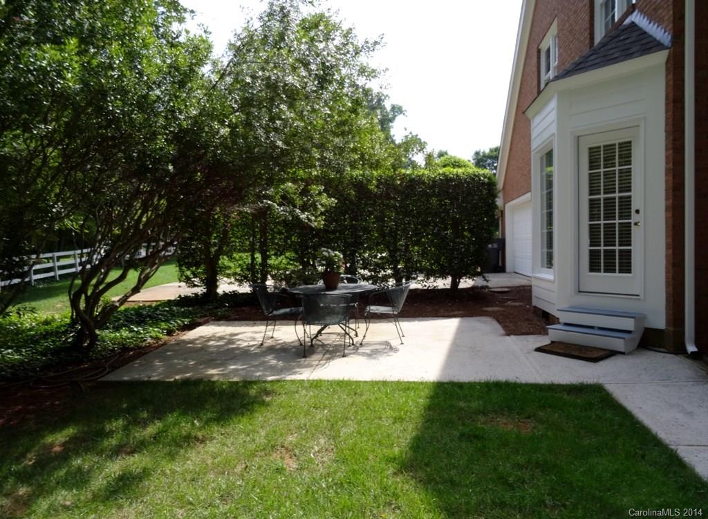 7402 Newmans Ridge Court Charlotte NC 28270