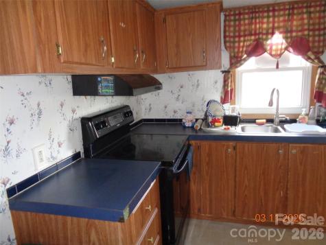 3911 Woodmont Court Lenoir NC 28645
