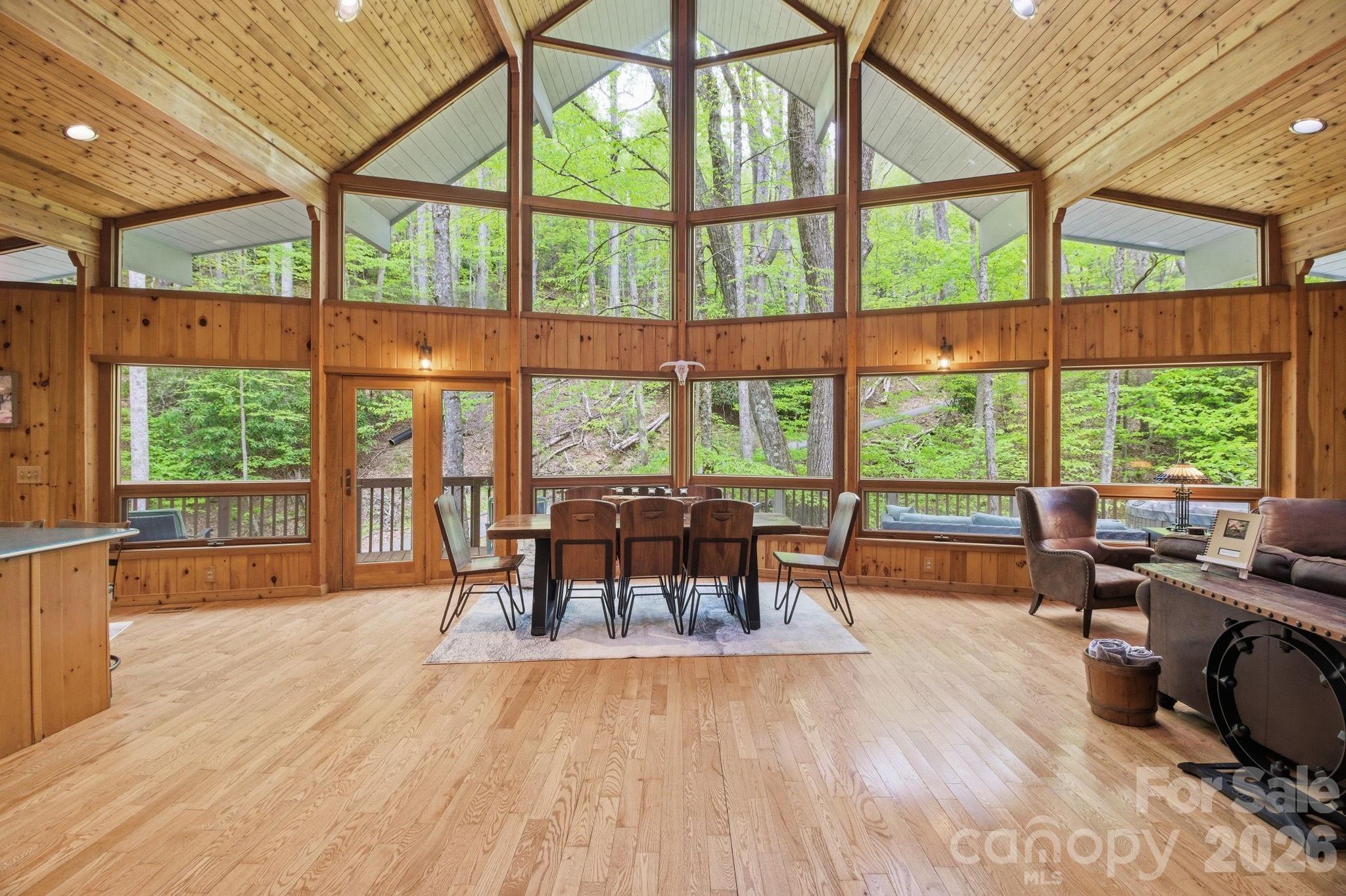 401 Saratoga Boone NC 28607