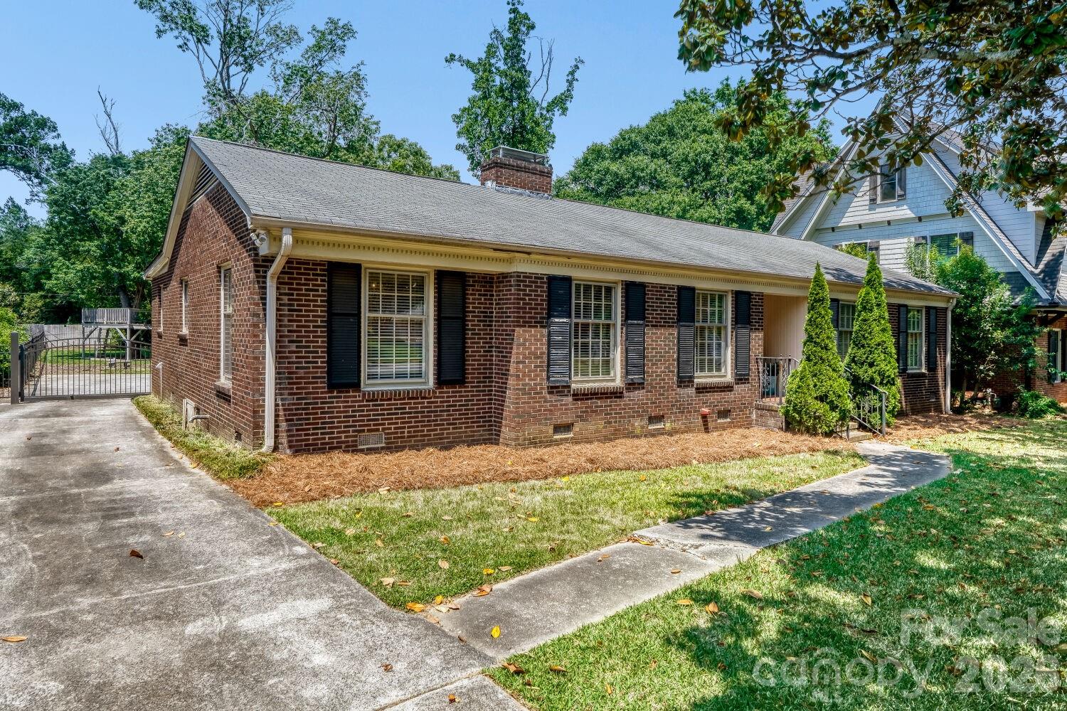 215 Scofield Road Charlotte NC 28209