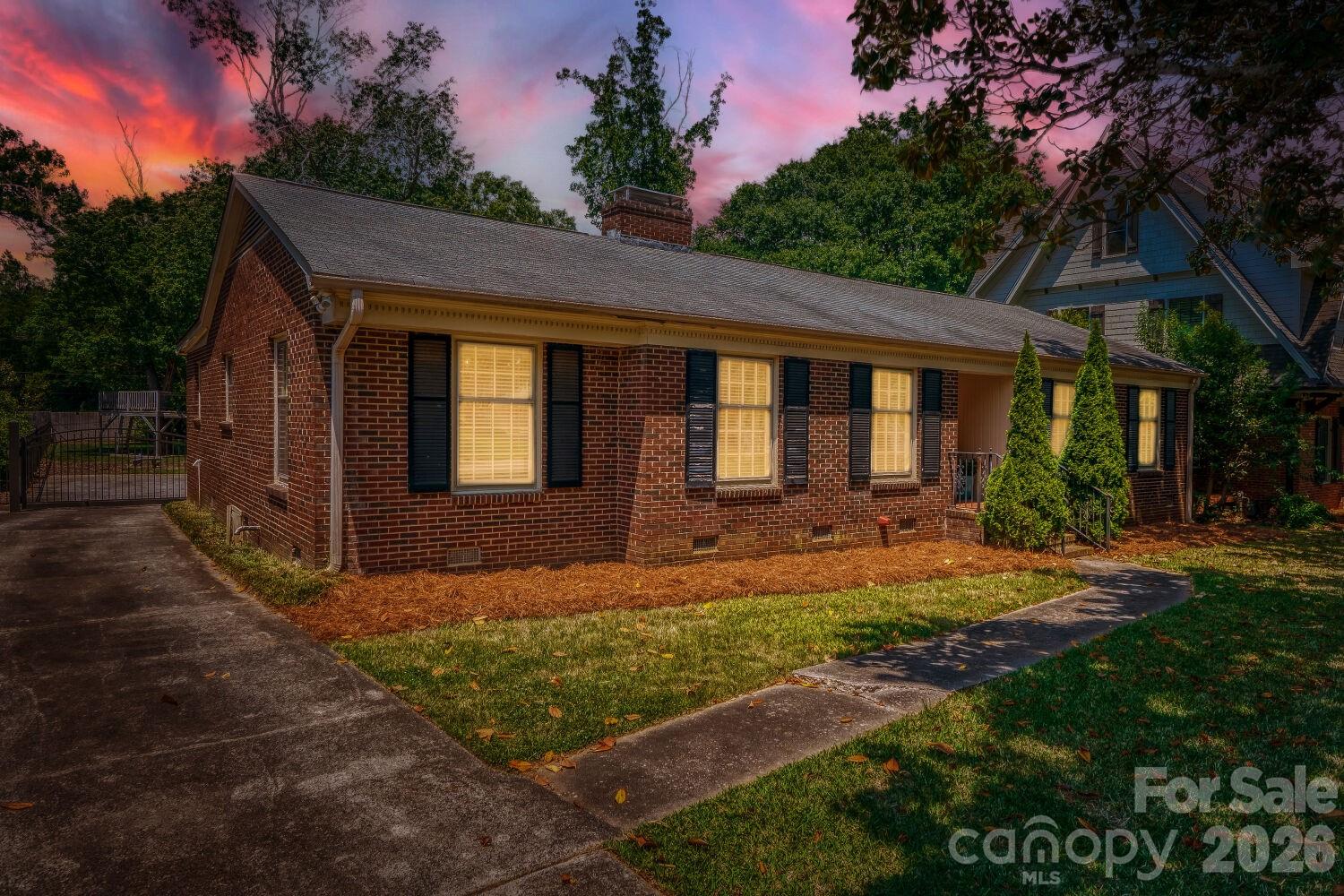 215 Scofield Road Charlotte NC 28209