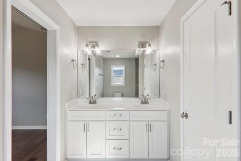 127 Lincoln Ridge Drive Candler NC 28715