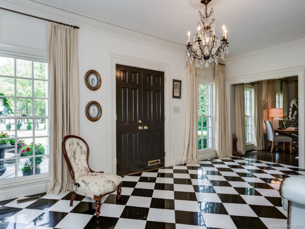 2145 Sharon Lane Charlotte NC 28211