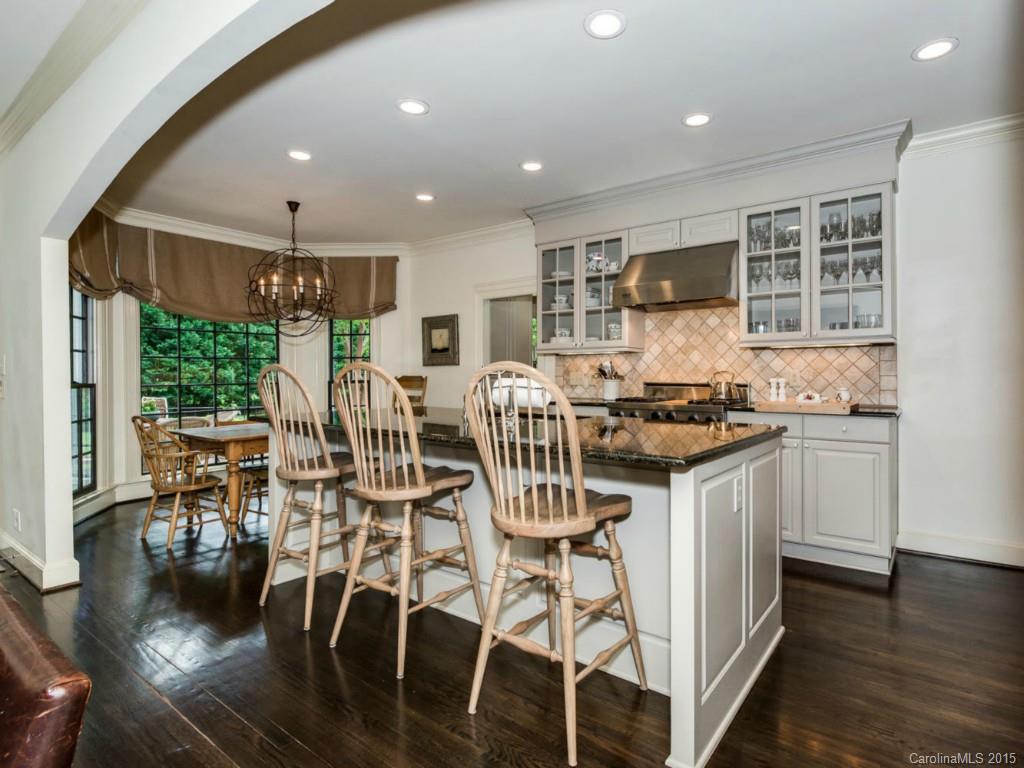 2145 Sharon Lane Charlotte NC 28211
