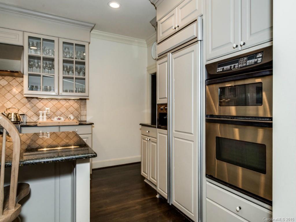 2145 Sharon Lane Charlotte NC 28211