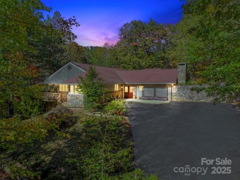 8 Covewood Road Asheville NC 28805