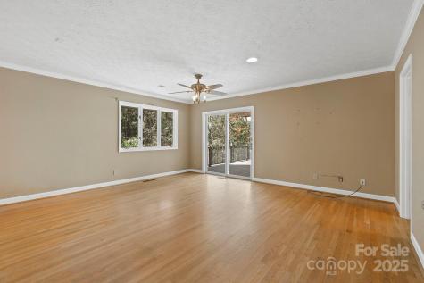 8 Covewood Road Asheville NC 28805