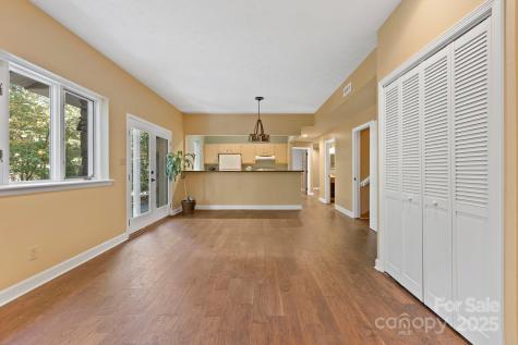 8 Covewood Road Asheville NC 28805