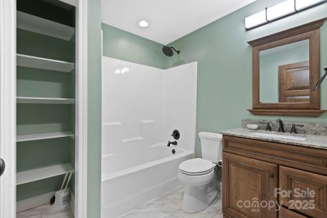 8 Covewood Road Asheville NC 28805