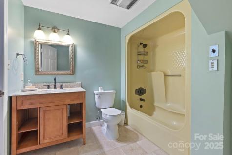 8 Covewood Road Asheville NC 28805