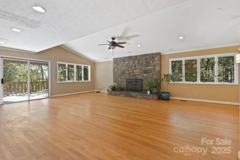 8 Covewood Road Asheville NC 28805