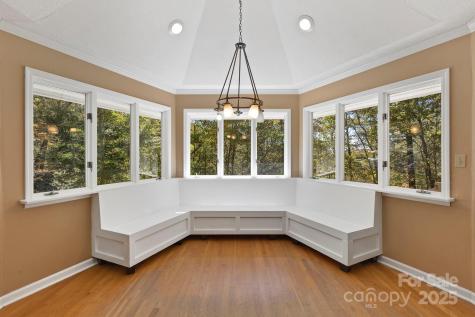 8 Covewood Road Asheville NC 28805