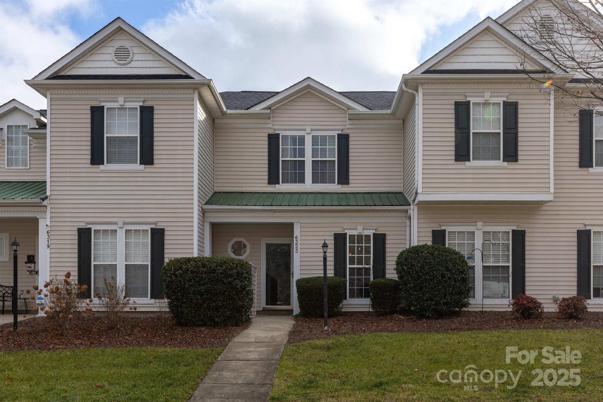 6323 Harrisburg Plaza Harrisburg NC 28075