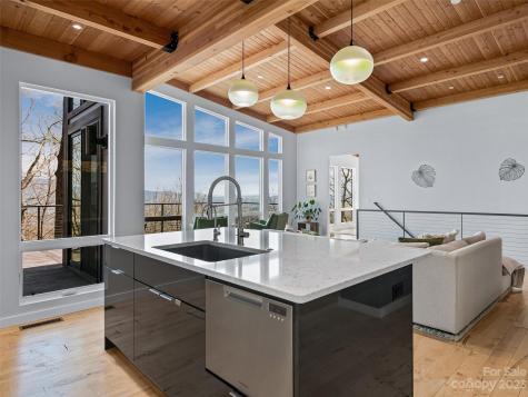 405 Reservoir Road Asheville NC 28803