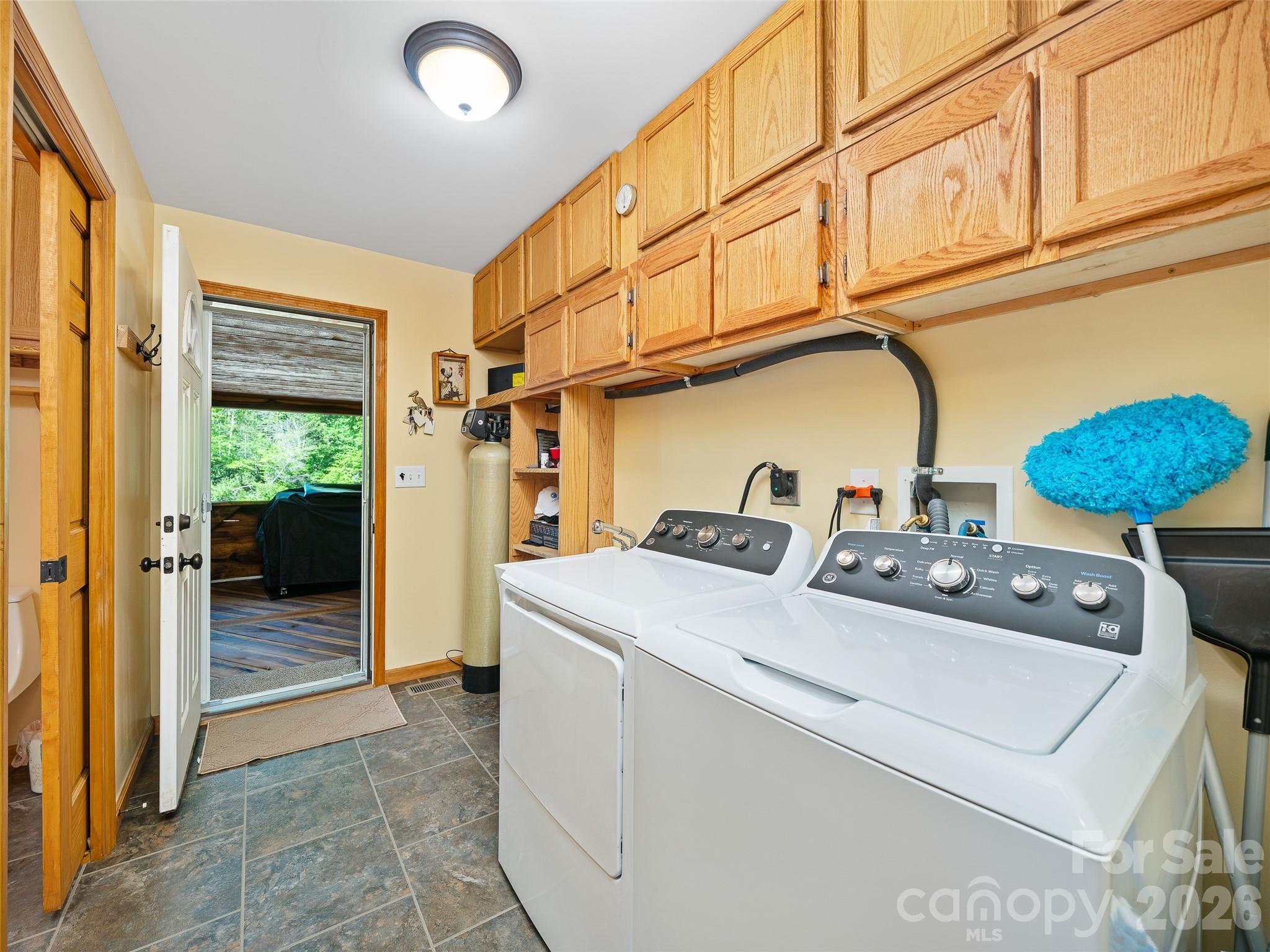 326 Ewart Wilson Road Burnsville NC 28714