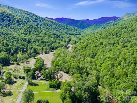 326 Ewart Wilson Road Burnsville NC 28714