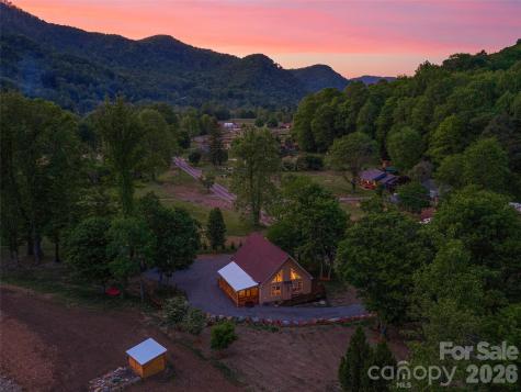 326 Ewart Wilson Road Burnsville NC 28714
