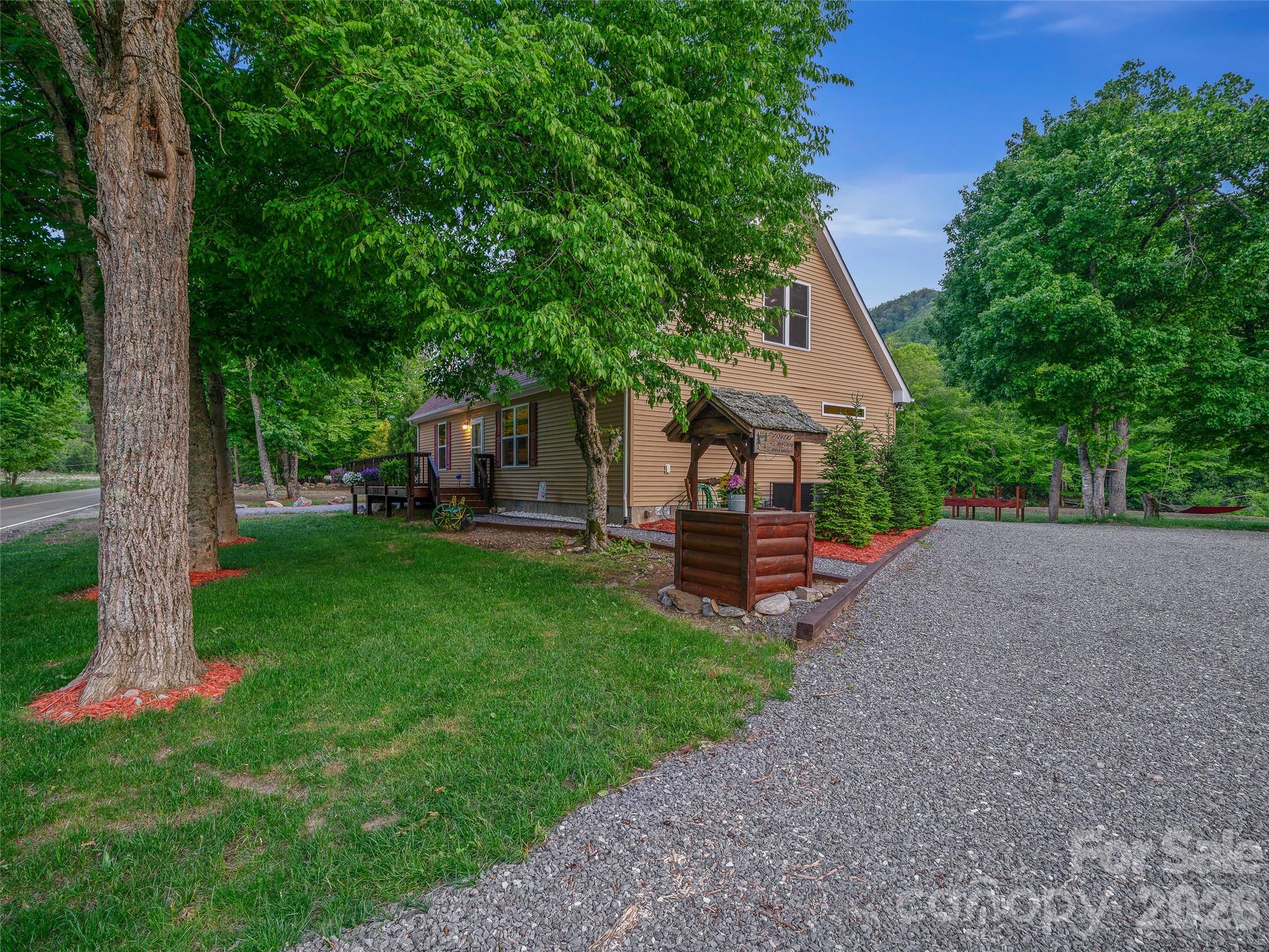 326 Ewart Wilson Road Burnsville NC 28714