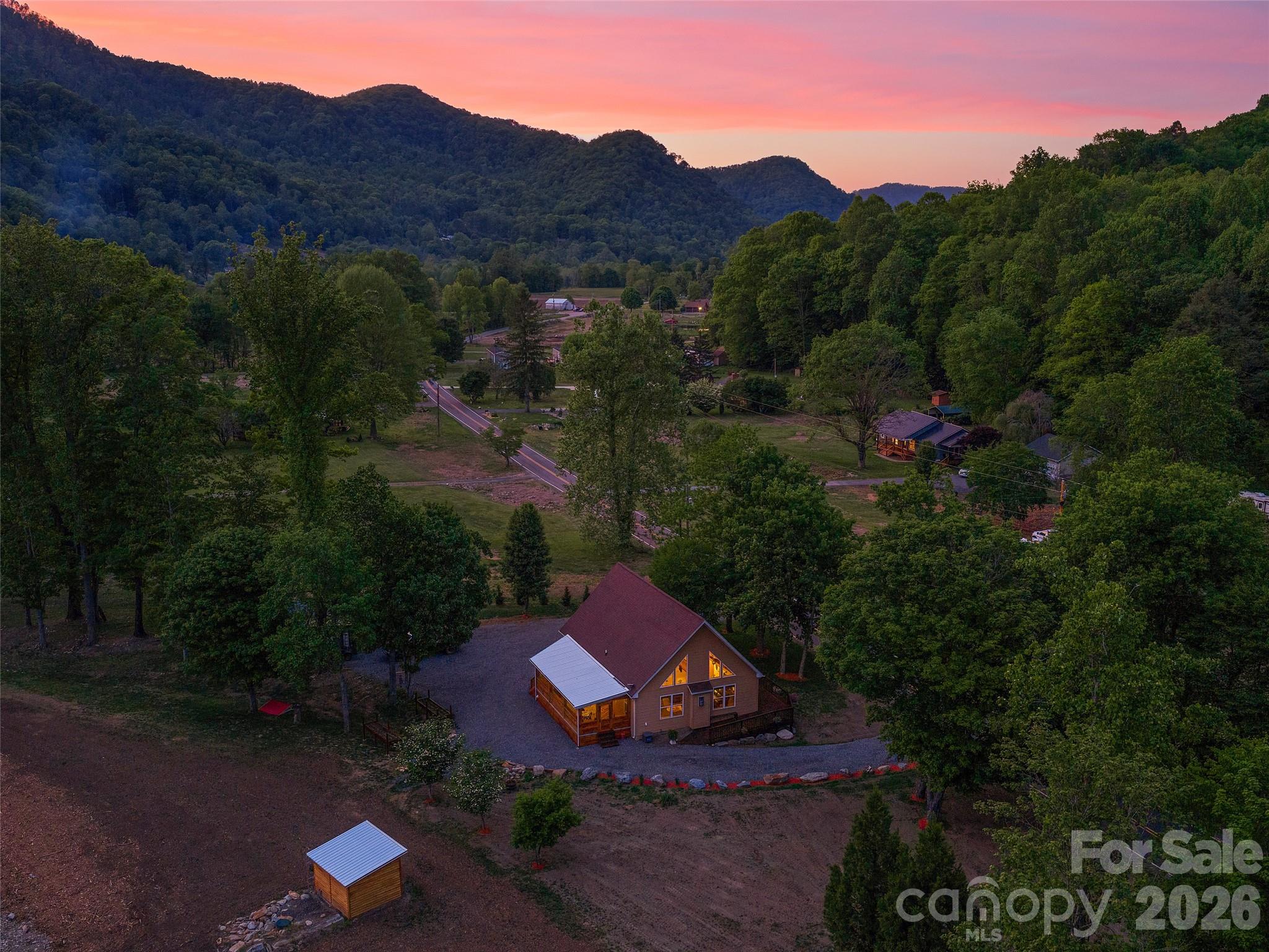 326 Ewart Wilson Road Burnsville NC 28714