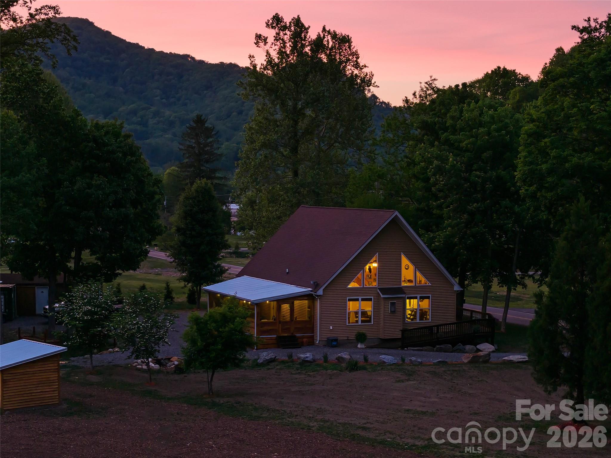 326 Ewart Wilson Road Burnsville NC 28714